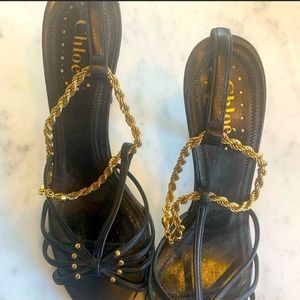 Chloe black sandal with gold rope chain
